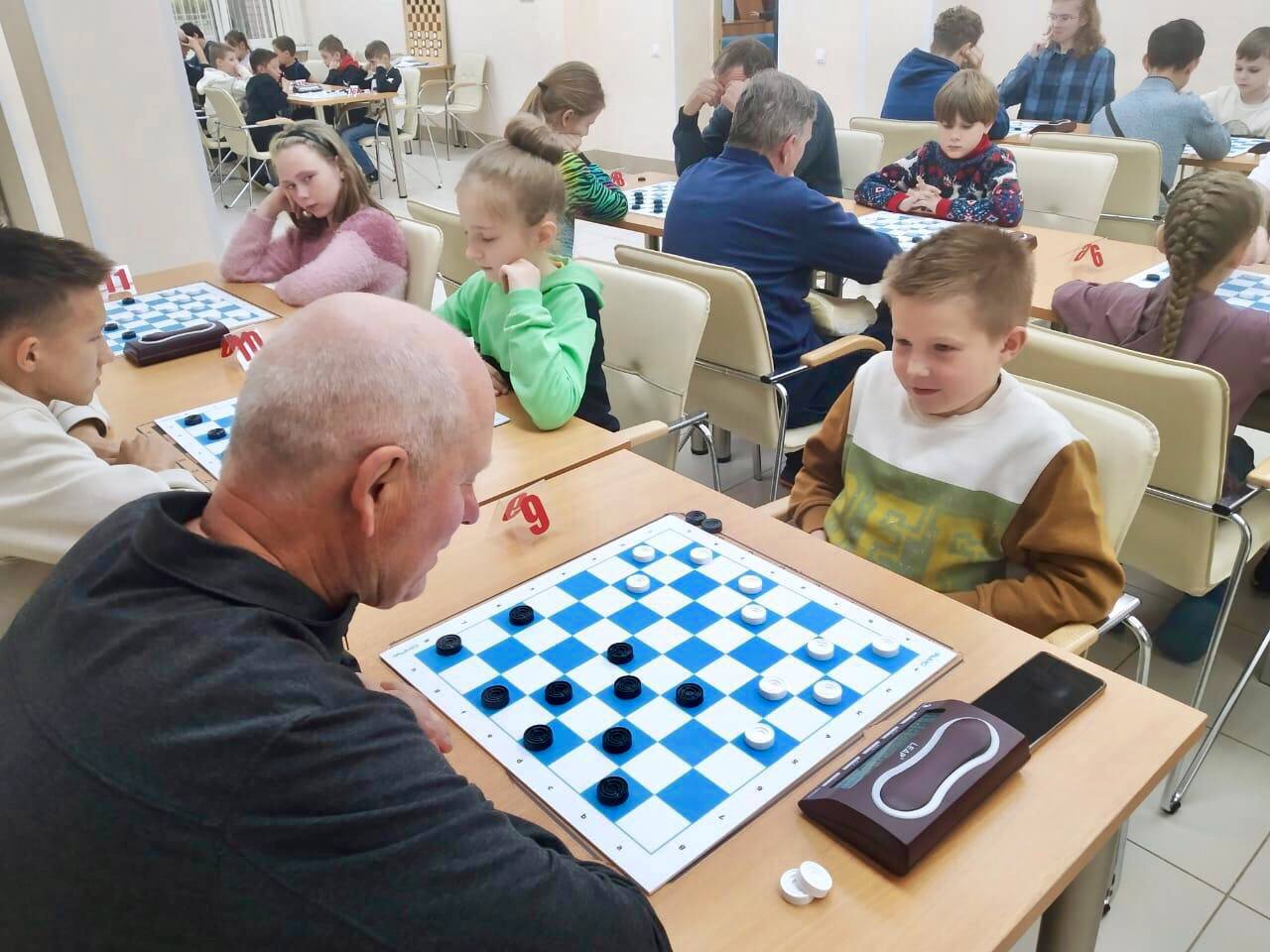 турнир по русским шашкам