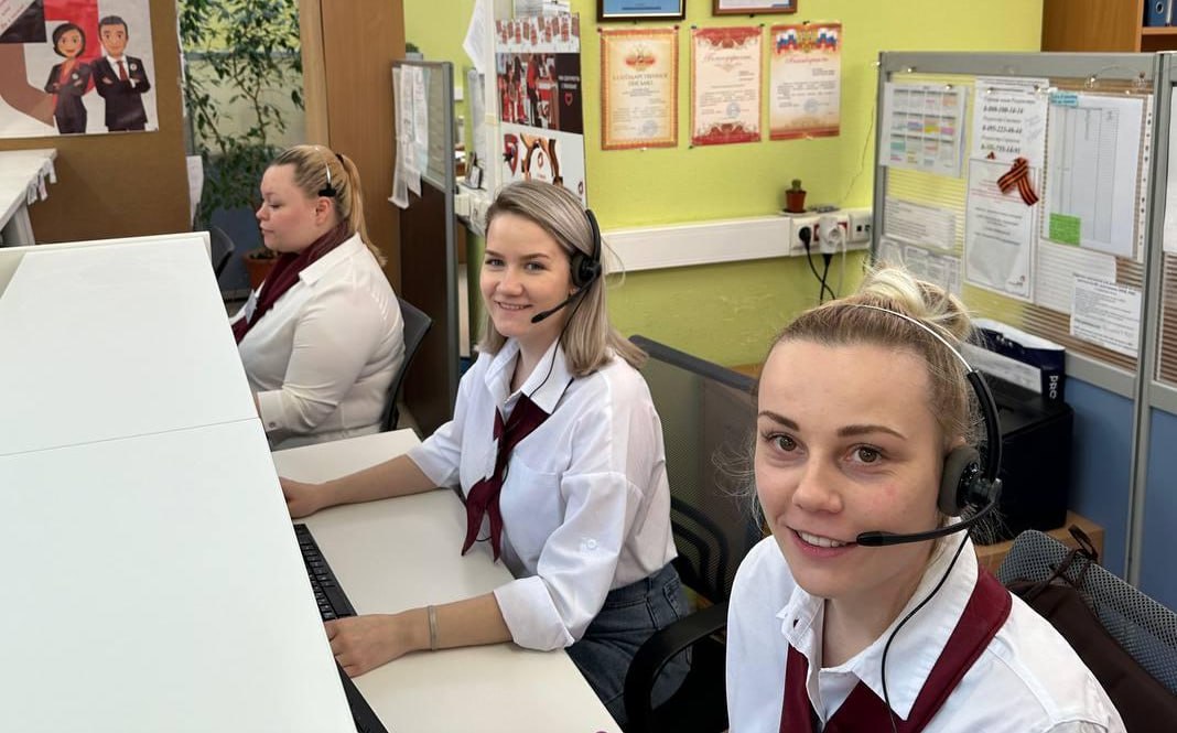 Оператор какое образование нужно. Удостоверение стропальщика образец. Оператор станков с чпу корочка. Диплом оператор эвм. Оператор какое образование нужно.