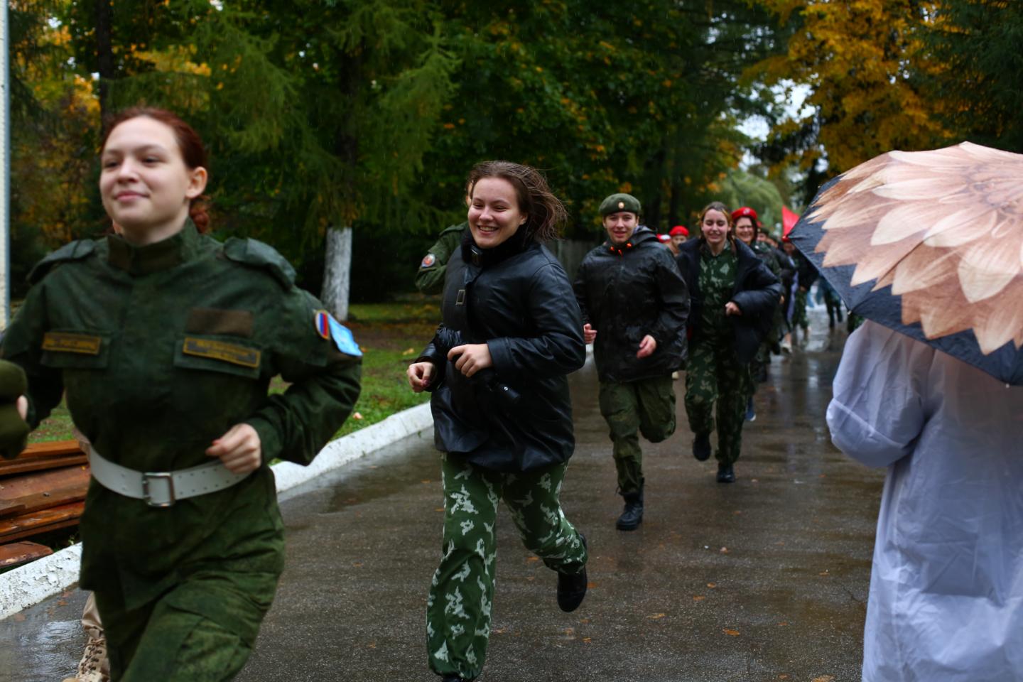 Девушки в погонах» — ежегодная военно-патриотическая игра прошла в  Подмосковье / Администрация городского округа Ступино