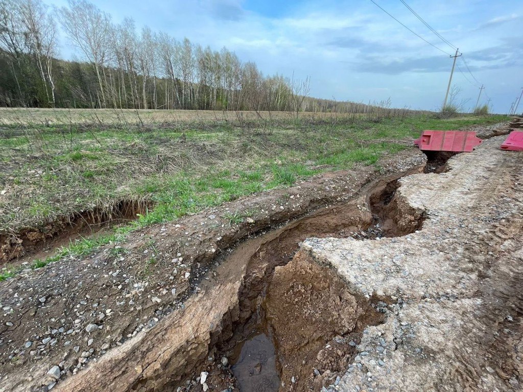 Дорогу к деревне Марьинка отремонтируют к 8 июня