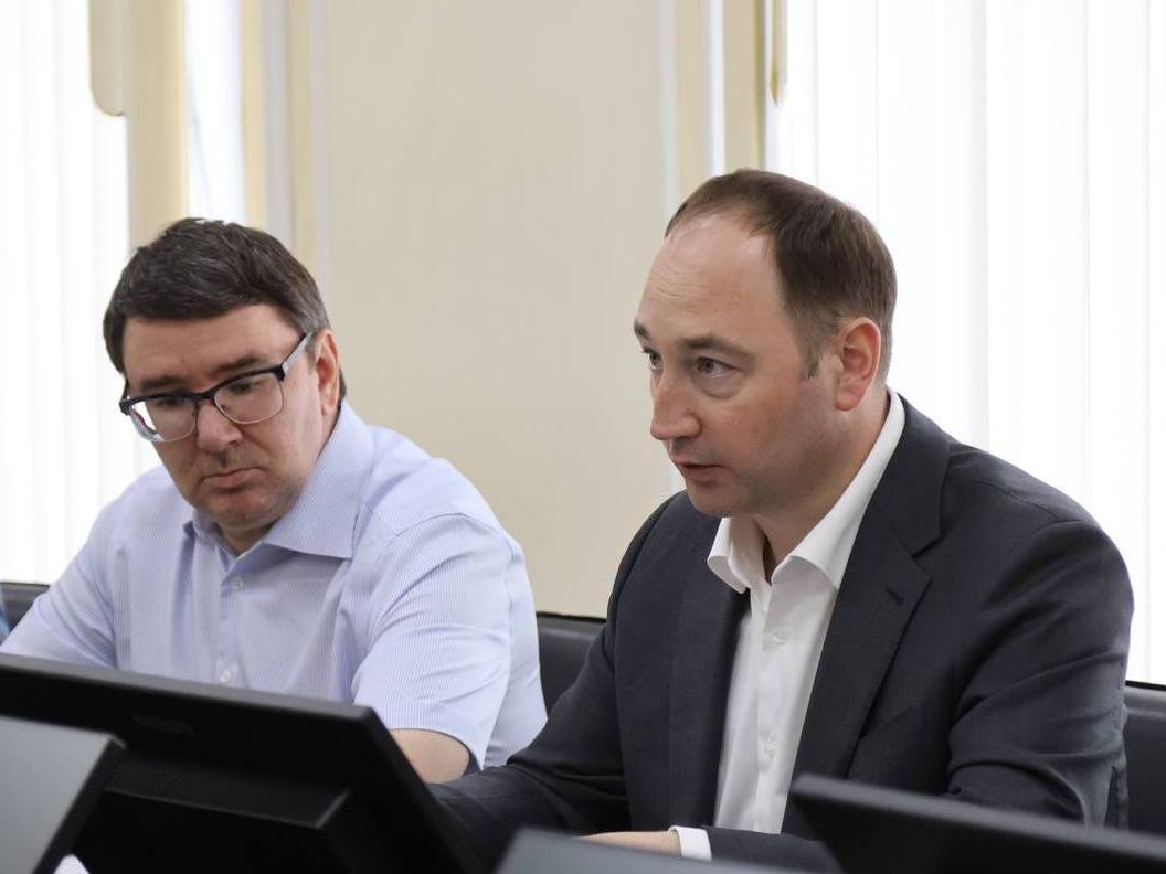 Инфраструктуру поселка для многодетных обсудили жители с главой округа3