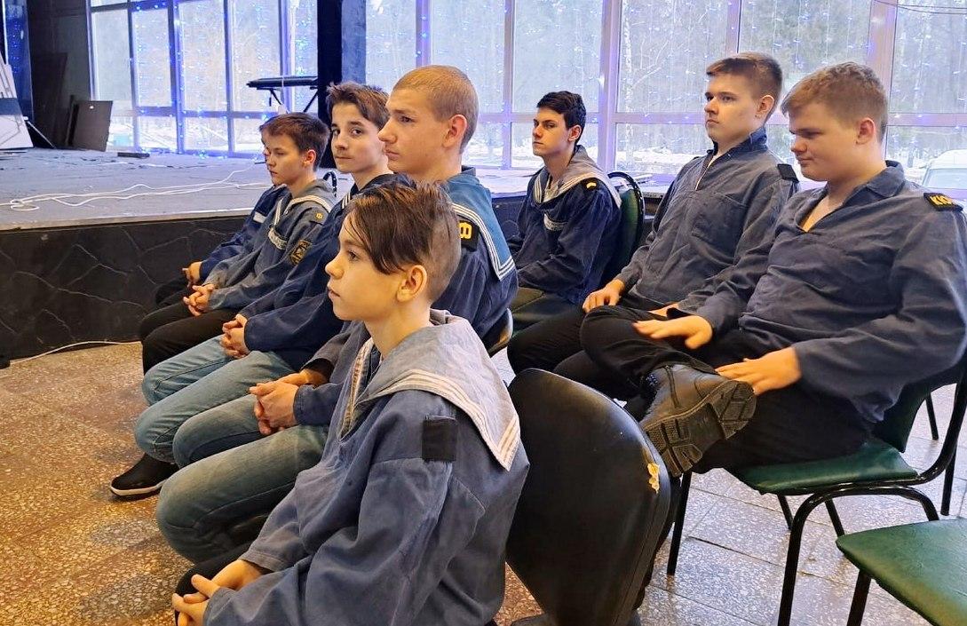На базе Молодежного центра состоялся интерактивный урок истории Великая война. Блокада Ленинграда 