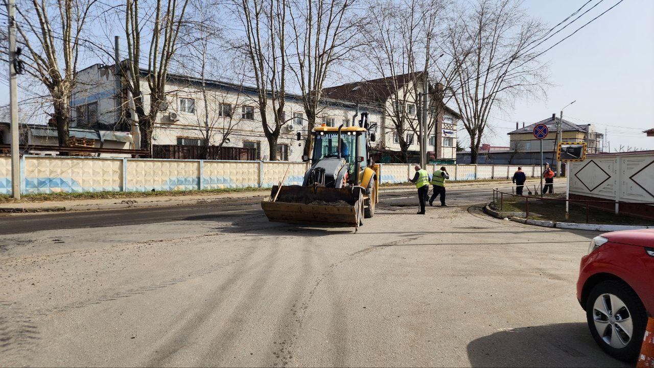 На улице Транспортная в Ступино готовят дорогу к ямочному ремонту. /  Администрация городского округа Ступино