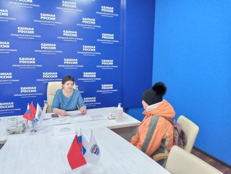 Нина Семенова, заместитель председателя окружного Совета депутатов, провела прием граждан1