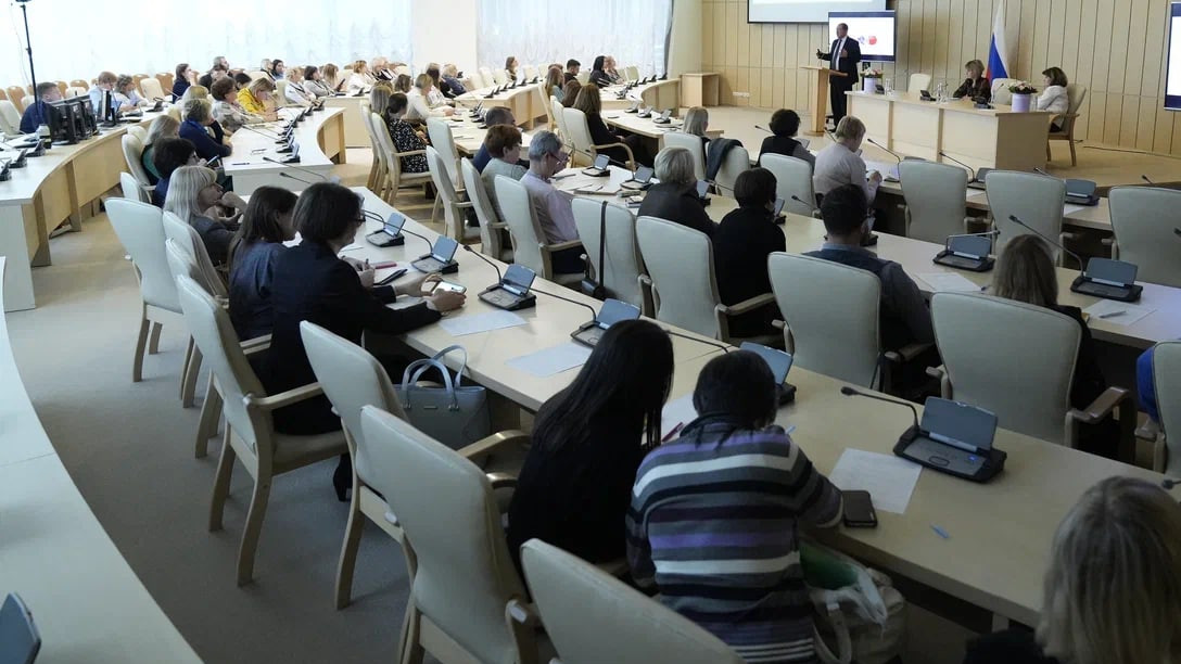 Областной гериатрический центр проводит семинары для соцработников Подмосковья