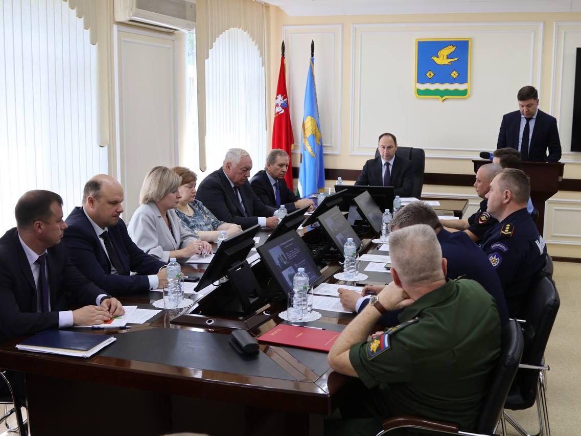 Общегородское совещание прошло под руководством главы округа Сергея Мужальских2406_2
