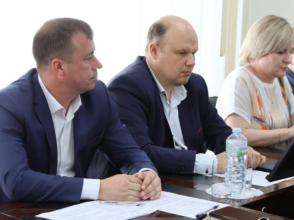 Общегородское совещание прошло под руководством главы округа Сергея Мужальских2705