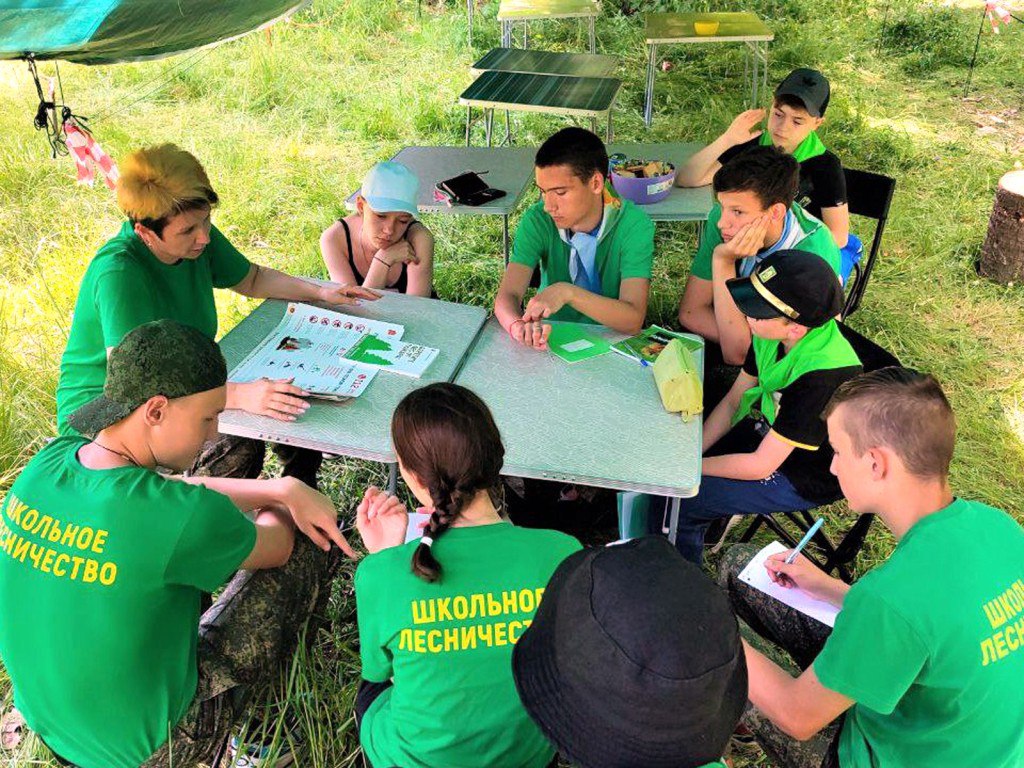 Обучение и соревнования объединил в себе слет юных экологов в Ступинском лесничестве