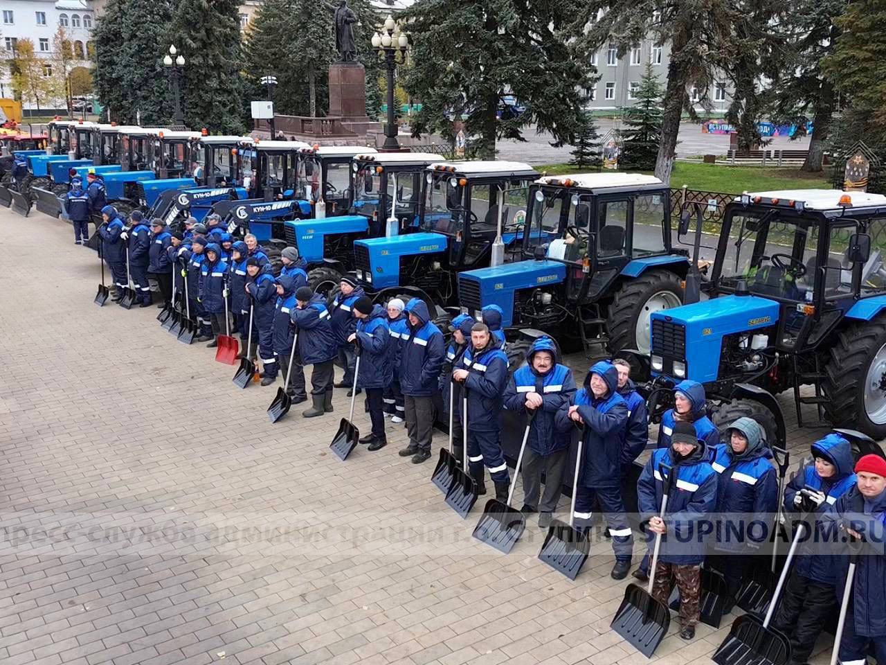 Около 600 человек и более 70 единиц техники задействуем для уборки  территории округа зимой. / Администрация городского округа Ступино