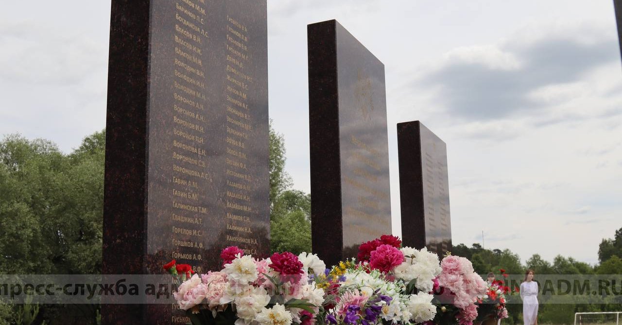 Памятник героям Великой Отечественной войны открыли в деревне Дубечино /  Администрация городского округа Ступино