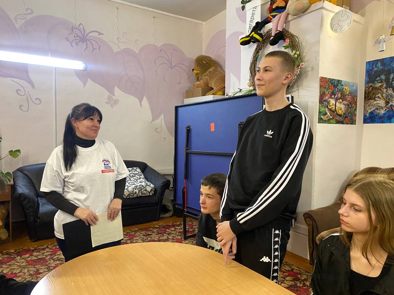 Партийцы провели тематическую беседу с молодежью, посвященную Всемирному дню гармонии