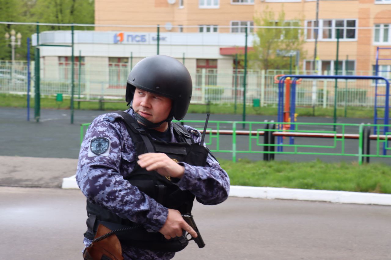 Плановые учения по антитеррористической безопасности прошли в ступинской школе №2.