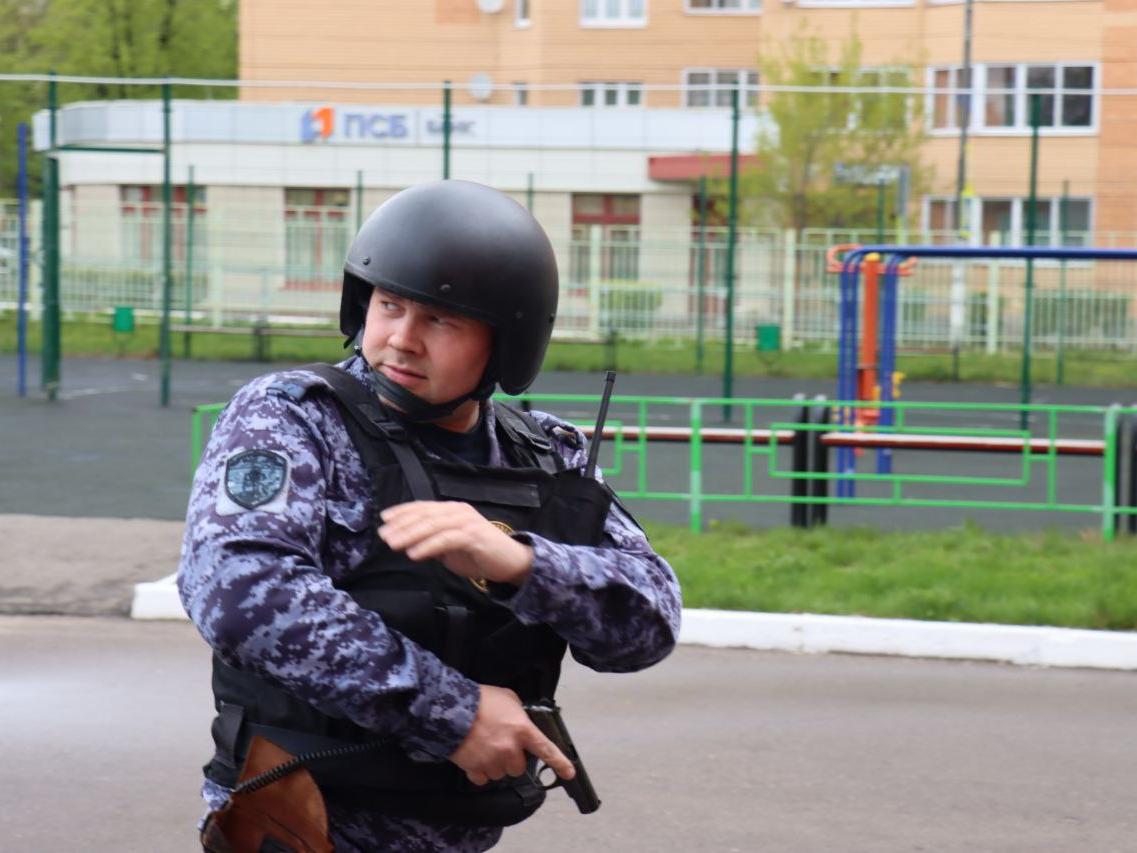 Плановые учения по антитеррористической безопасности прошли в ступинской школе №2.