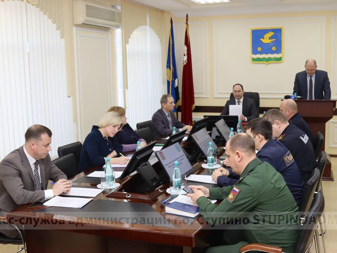 Под руководством главы округа Сергея Мужальских состоялось общегородское совещание0901_1
