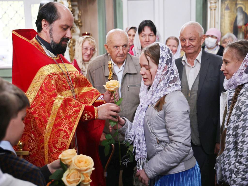 Православный женский день и начало Мироносицкой недели празднуют верующие 4 мая