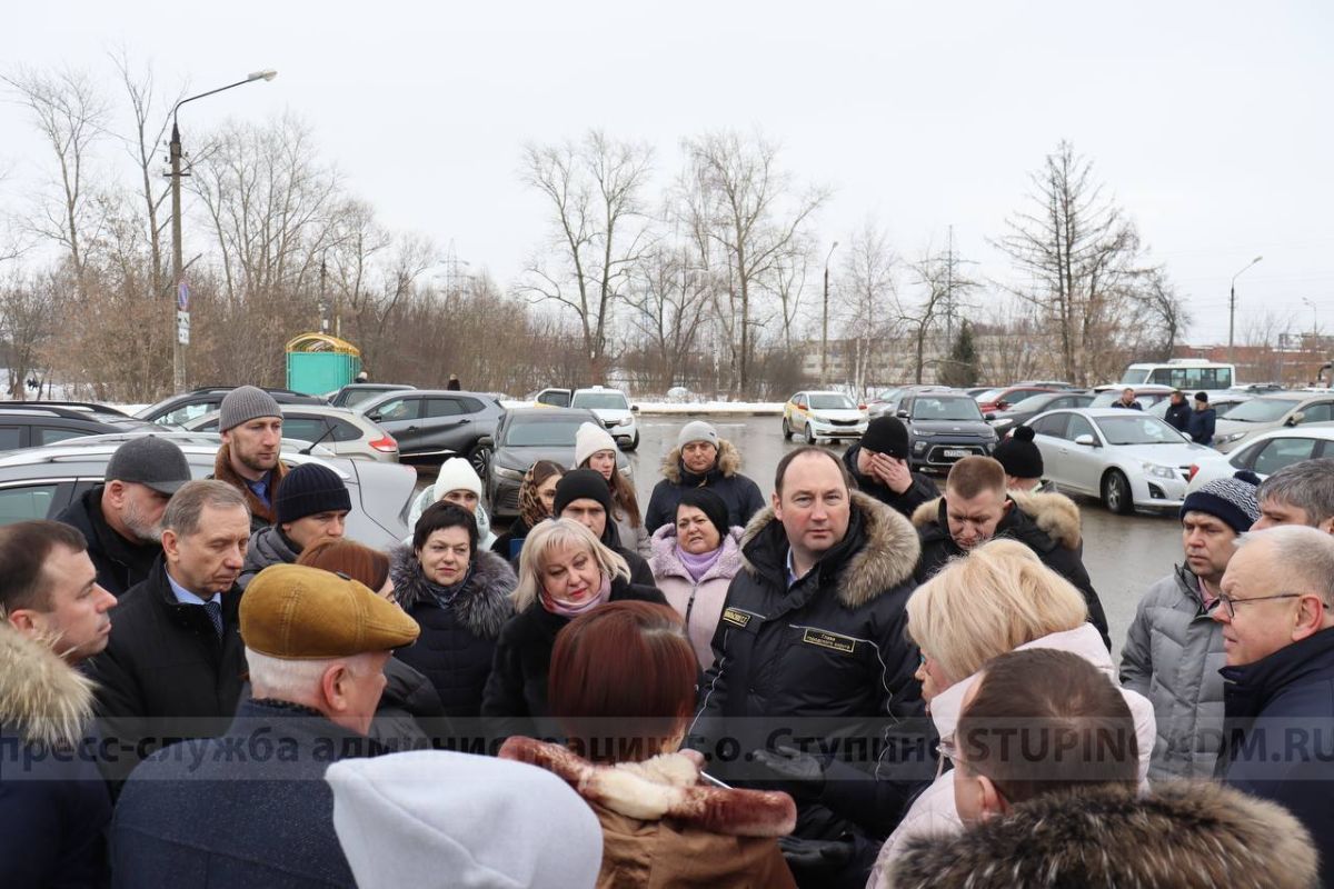 Привокзальную площадь осмотрел глава городского округа Ступино Сергей  Мужальских. / Администрация городского округа Ступино