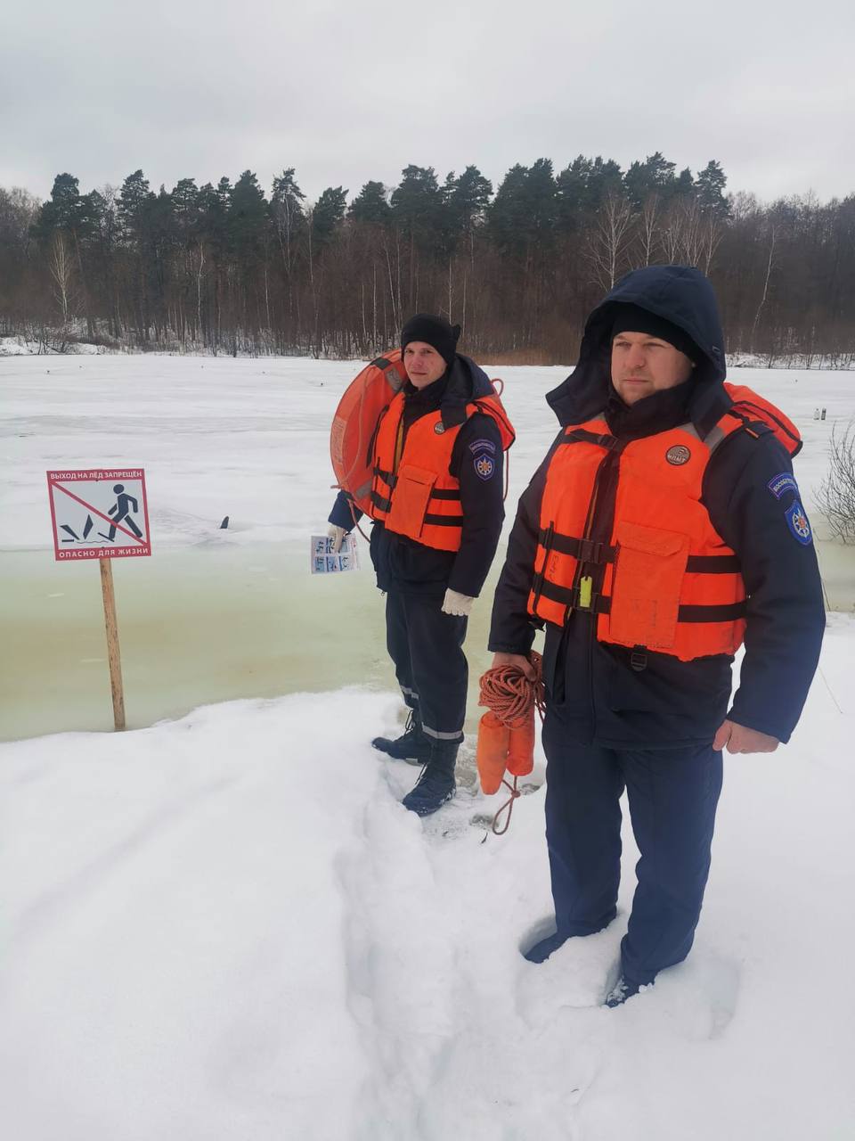 Работники территориального управления №13 ГКУ МО Мособлпожспас продолжают  патрулировать акватории в городских округах Ступино, Серпухов, Чехов. /  Администрация городского округа Ступино