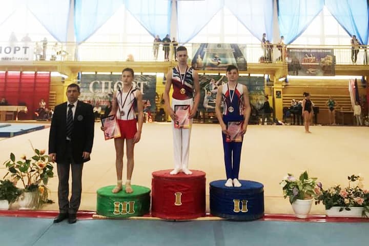 Серебряную и бронзовую медали привезли  гимнасты со Всероссийских соревнований