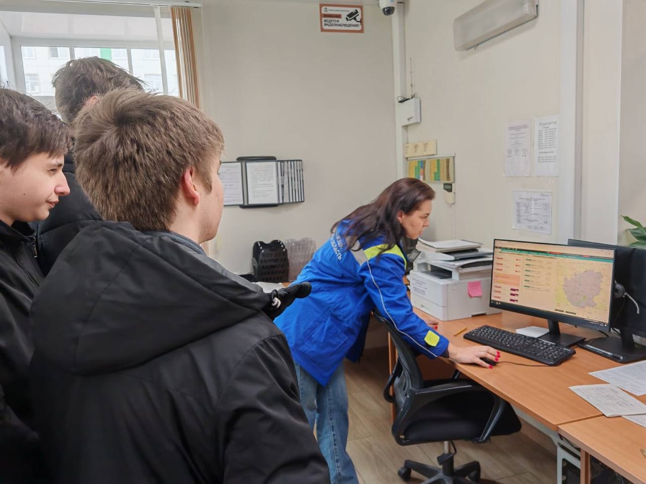 Школьники из Ступино познакомились с работой скорой помощи изнутри
