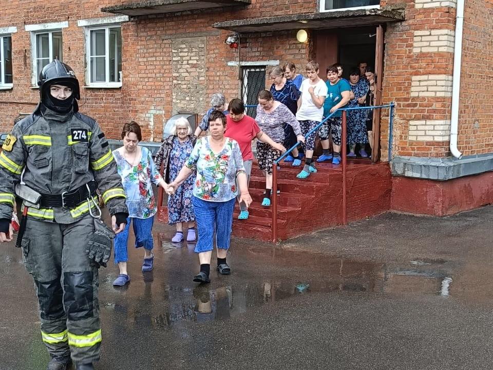 Ступинские спасатели приняли участие в областной тренировке по эвакуации0706