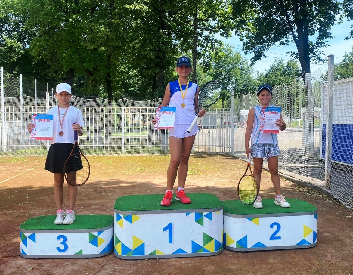 Турнир по большому теннису в Ступино собрал спортсменов из Москвы и Подмосковья