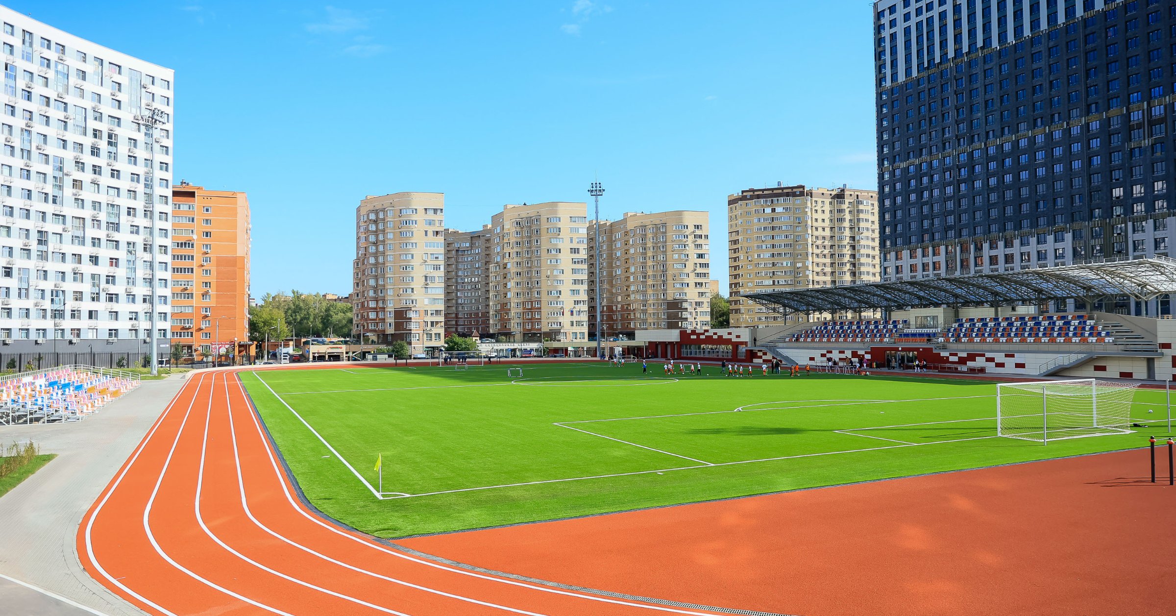 В Мытищах открыли долгожданный стадион, который назван именем Дмитрия  Аленичева / Администрация городского округа Ступино