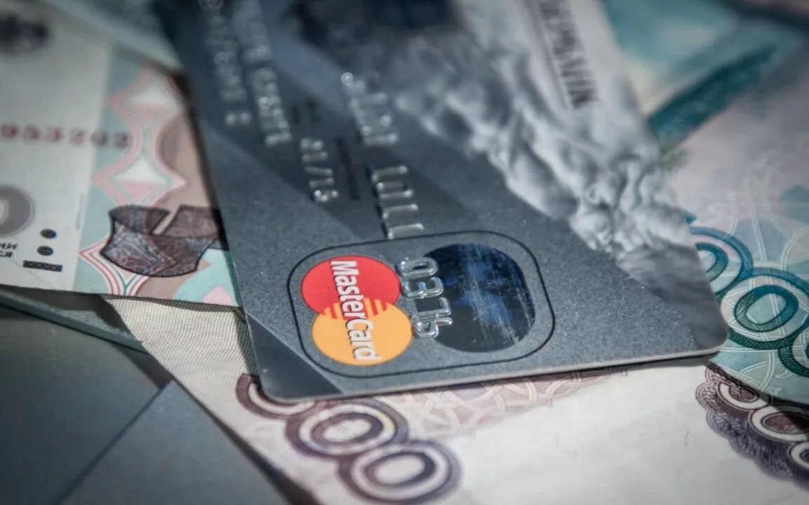 Money and Happiness: Explore the Wealthy Lifestyle