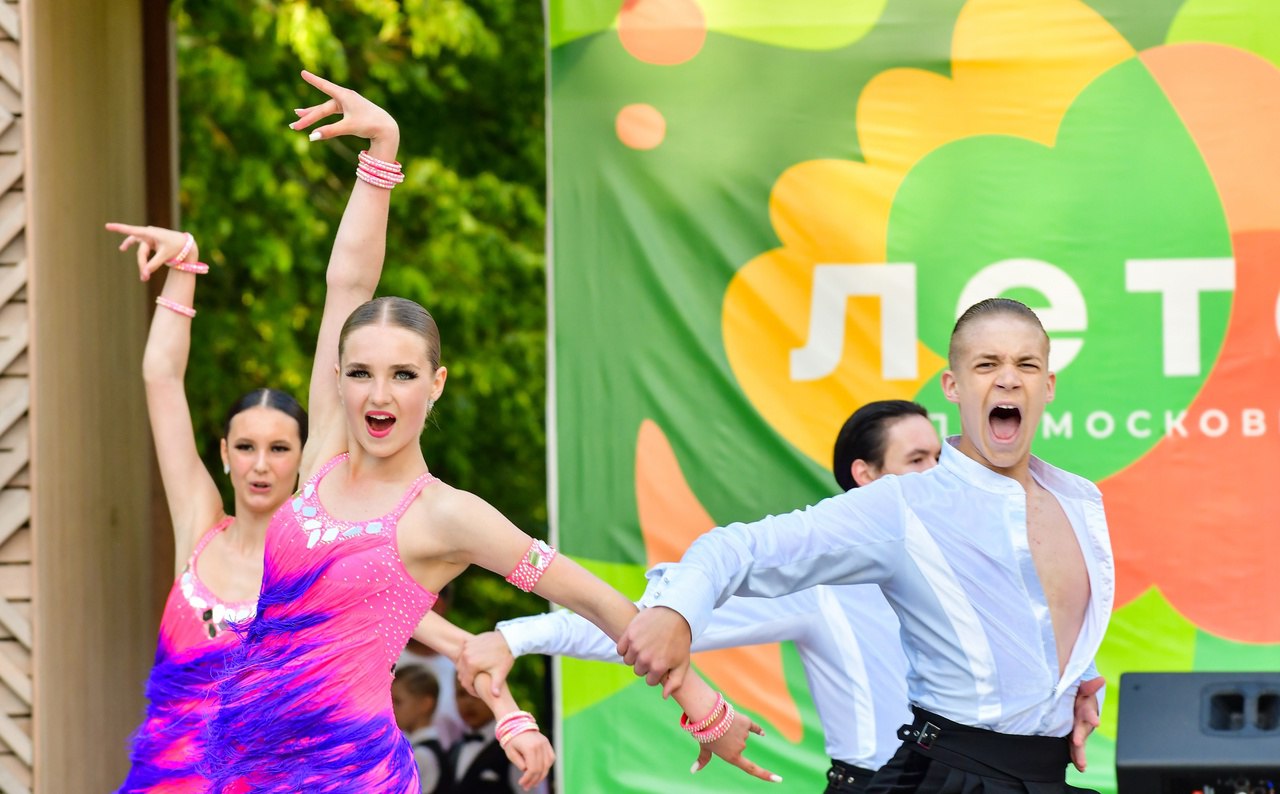 В ступинском парке Островского выступили хореографические коллективы