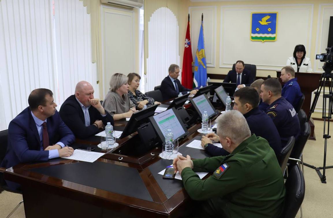 Вовлечение в налоговый оборот недвижимости, диспансеризацию и волонтерскую деятельность обсудили в Ступино7