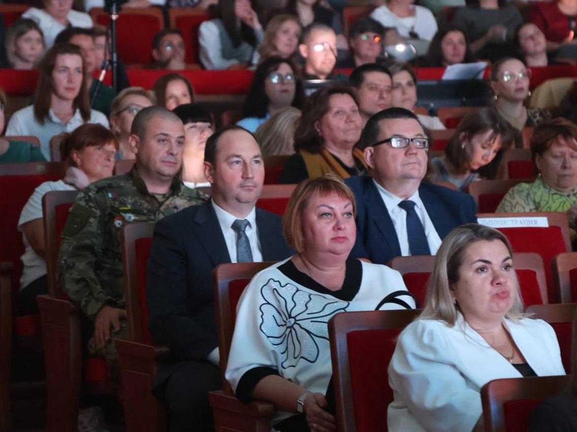День учителя в Ступино- праздник мудрости, тепла и вдохновения 