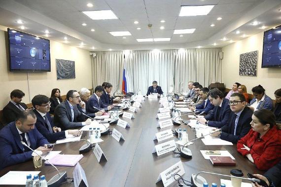 На заседании  комитета по экологии Госдумы Александром Коганом представлен доклад по законопроекту, направленному на создание чистоты на контейнерных площадках.