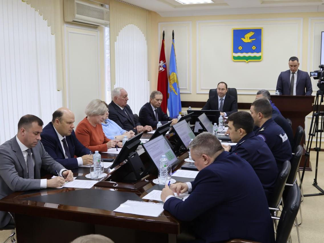 Общегородское оперативное совещание прошло под председательством главы округа Сергея Мужальских1111