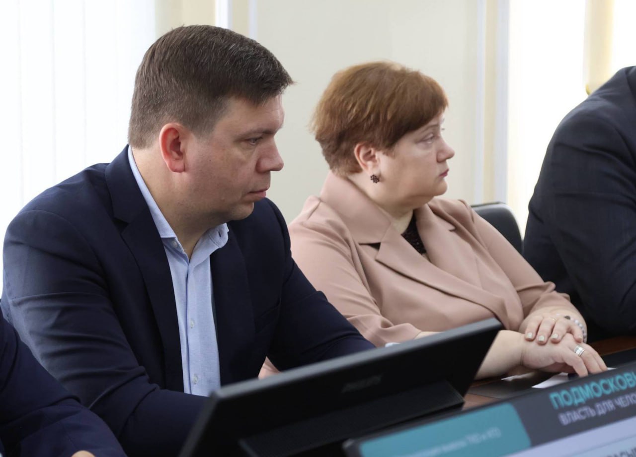 Организацию вывоза мусора и работу филиала «Защитники Отечества» обсудили в Ступино2