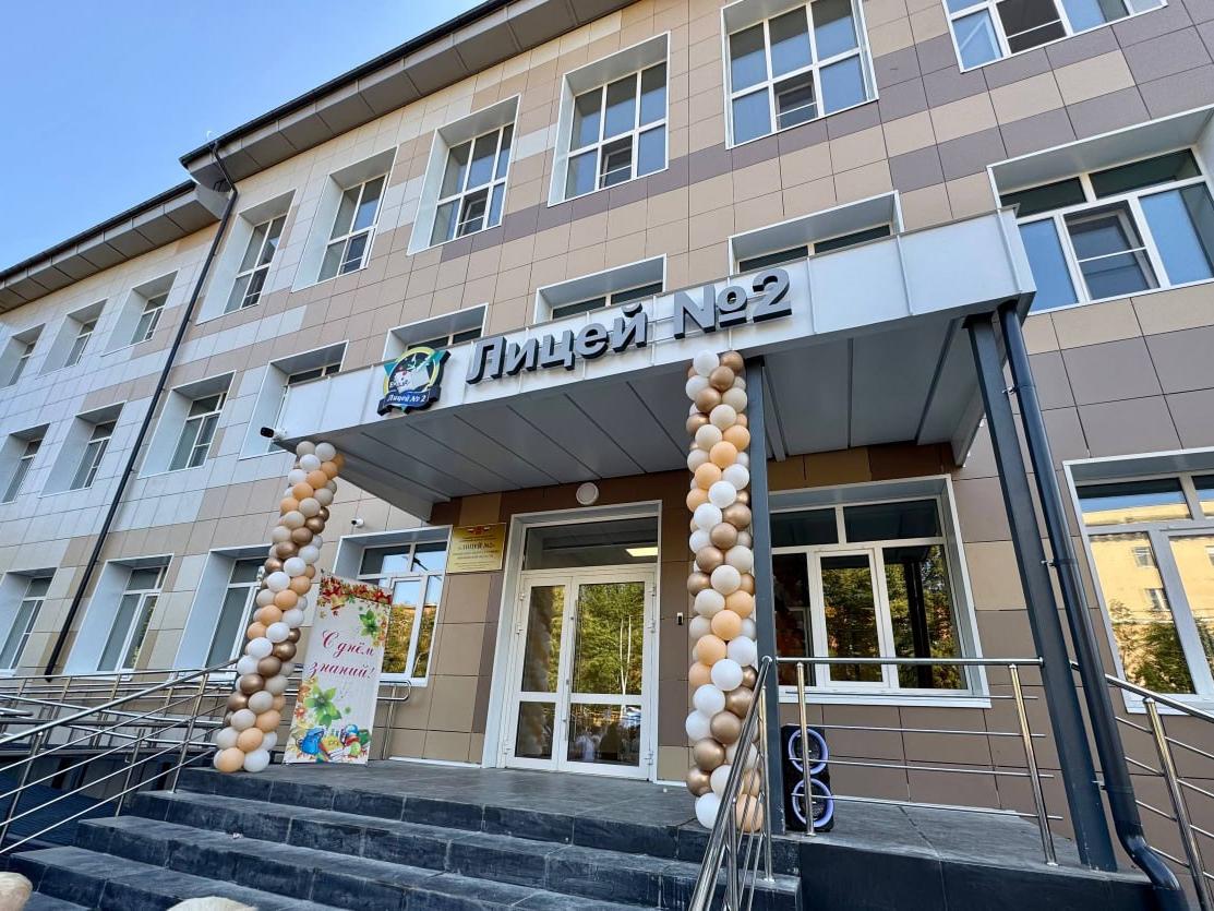 Первый звонок в лицее №2_1