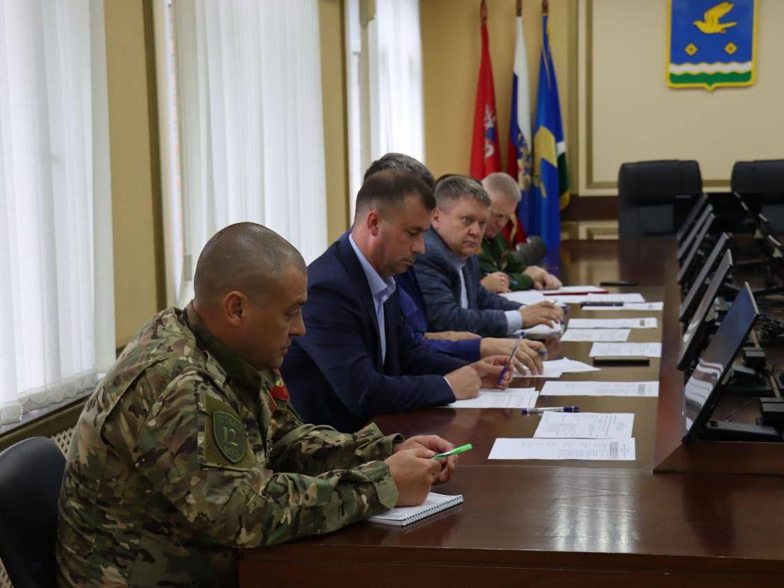 Приём по личным вопросам прошел в администрации округа