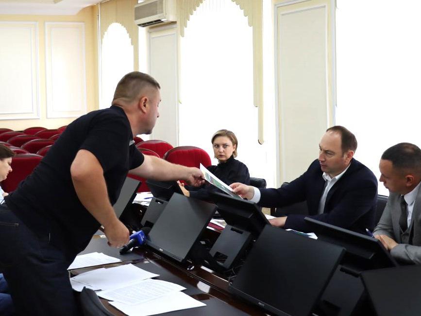 Руководитель муниципалитета Сергей Мужальских провел личный прием граждан.2207