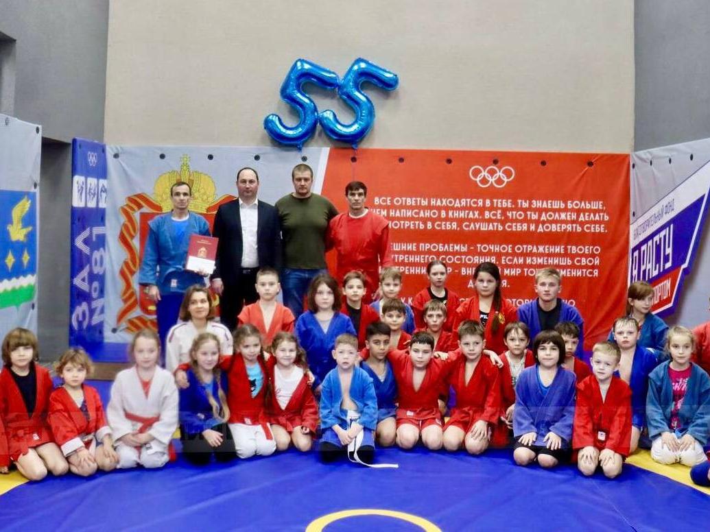 с Днем физкультурника!_ 