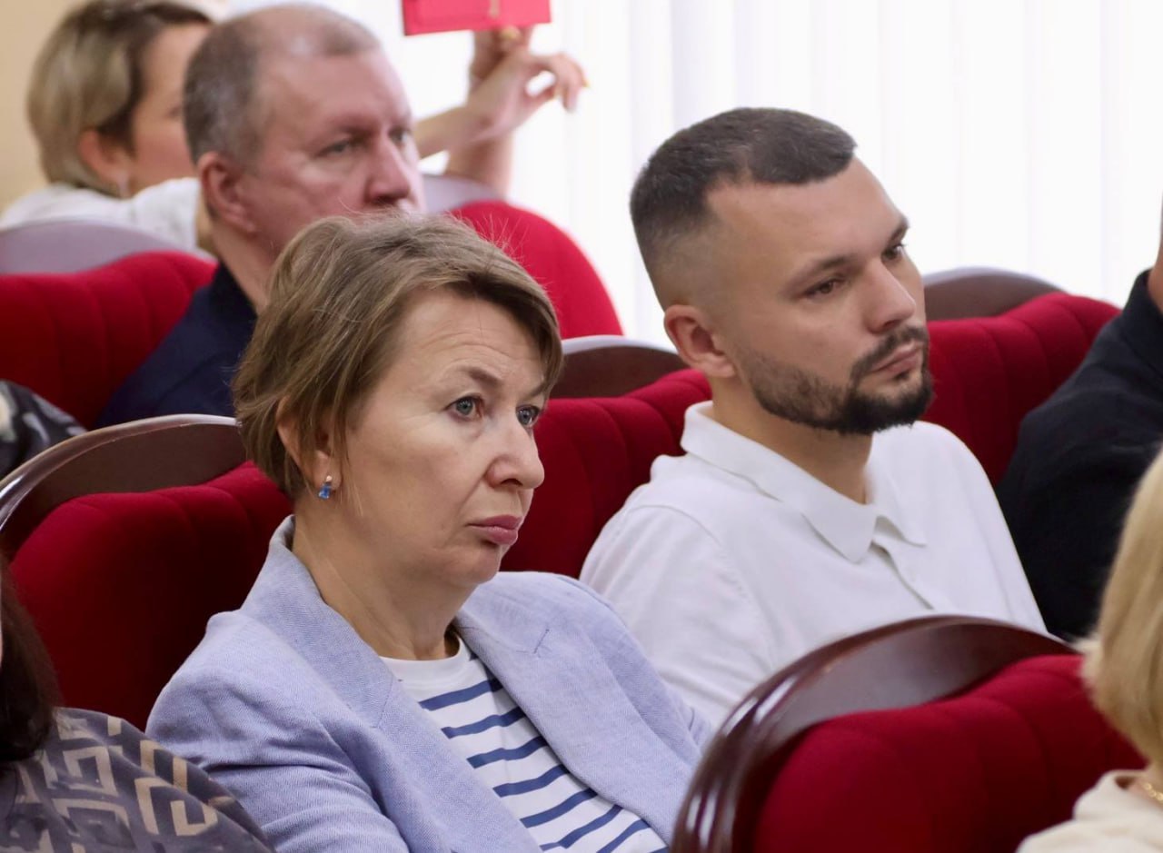 В администрации округа прошёл семинар по работе с искусственным интеллектом2