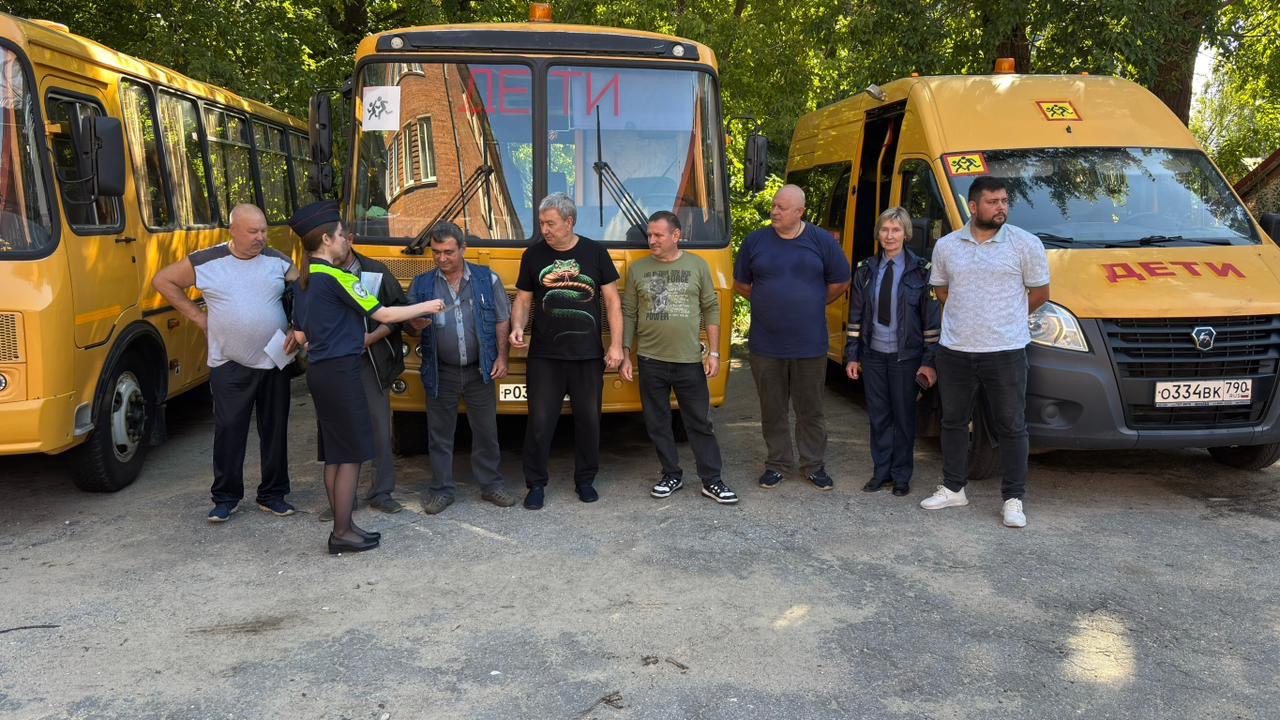 В Ступине сотрудница полиции провела беседу с водителями