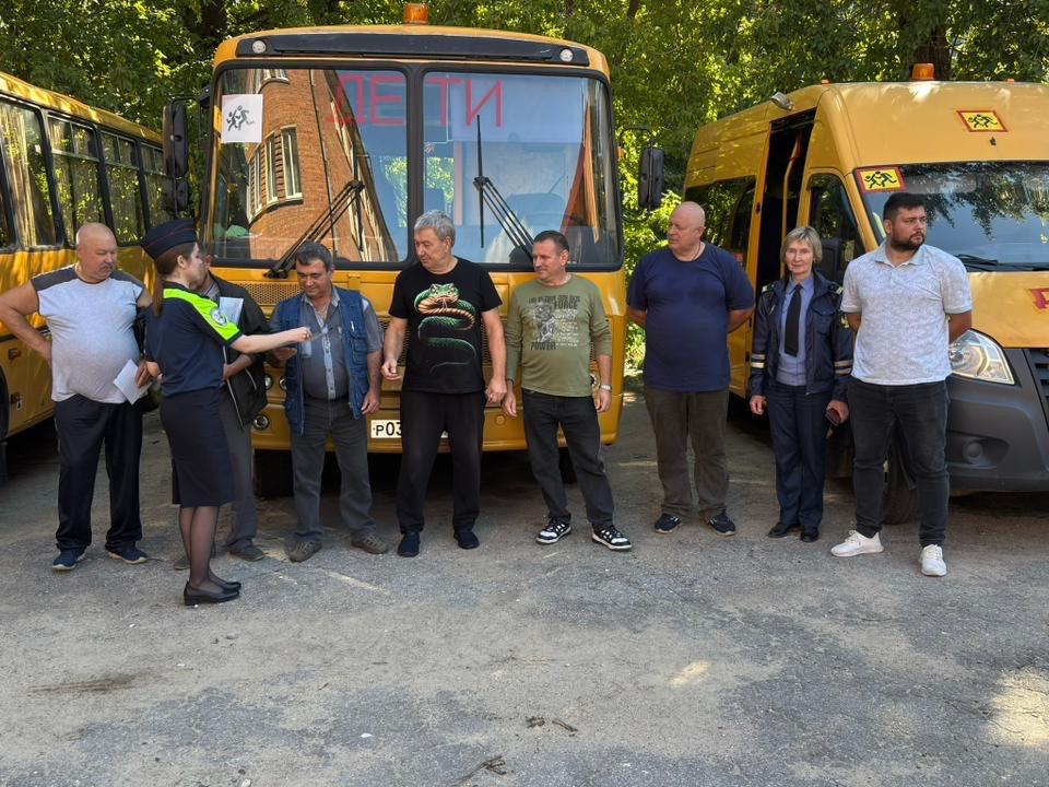 В Ступине сотрудница полиции провела беседу с водителями