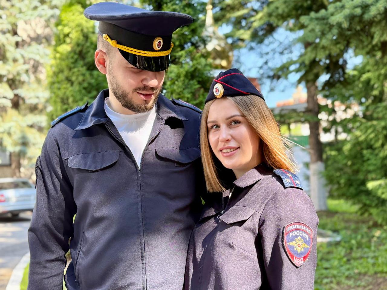 В Ступино полицейские приняли участие в акции, посвященной Дню семьи, любви и верности