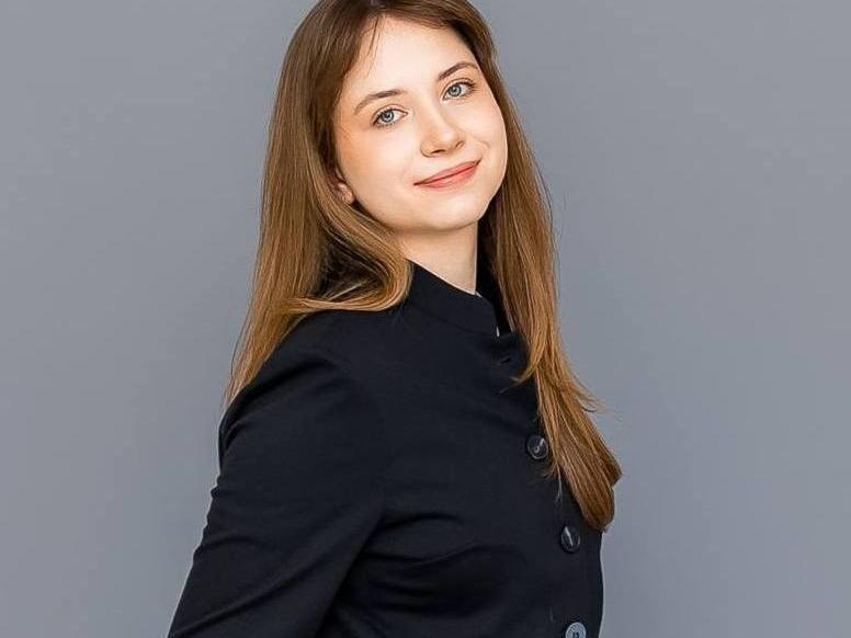 Выпускница из городского округа Ступино получила 100 баллов на ЕГЭ по русскому языку Рубашкина_