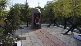 Памятник
погибшим воинам