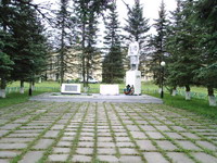 Памятник
погибшим