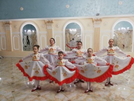 приобретены хореографические костюмы и танцевальная обувь для танцевальных коллективов «Сувенир» и «Элегия» 
